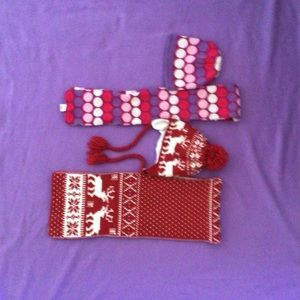Save 10% on these 2 beautiful knit warm girls sets of scarfs and matching hats.